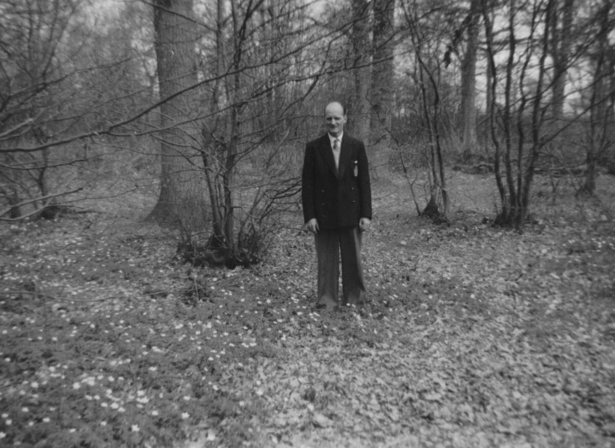Barry W Hughes, VISITATIONS